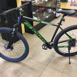 Black & Green Schwinn Boundary Mountain Bike 