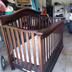 Convertible Crib