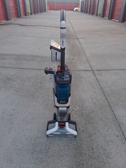 SHARK CarpetXpert Upright Deep Carpet Cleaner Corded with StainStriker and Shampooer for Pets in Gray