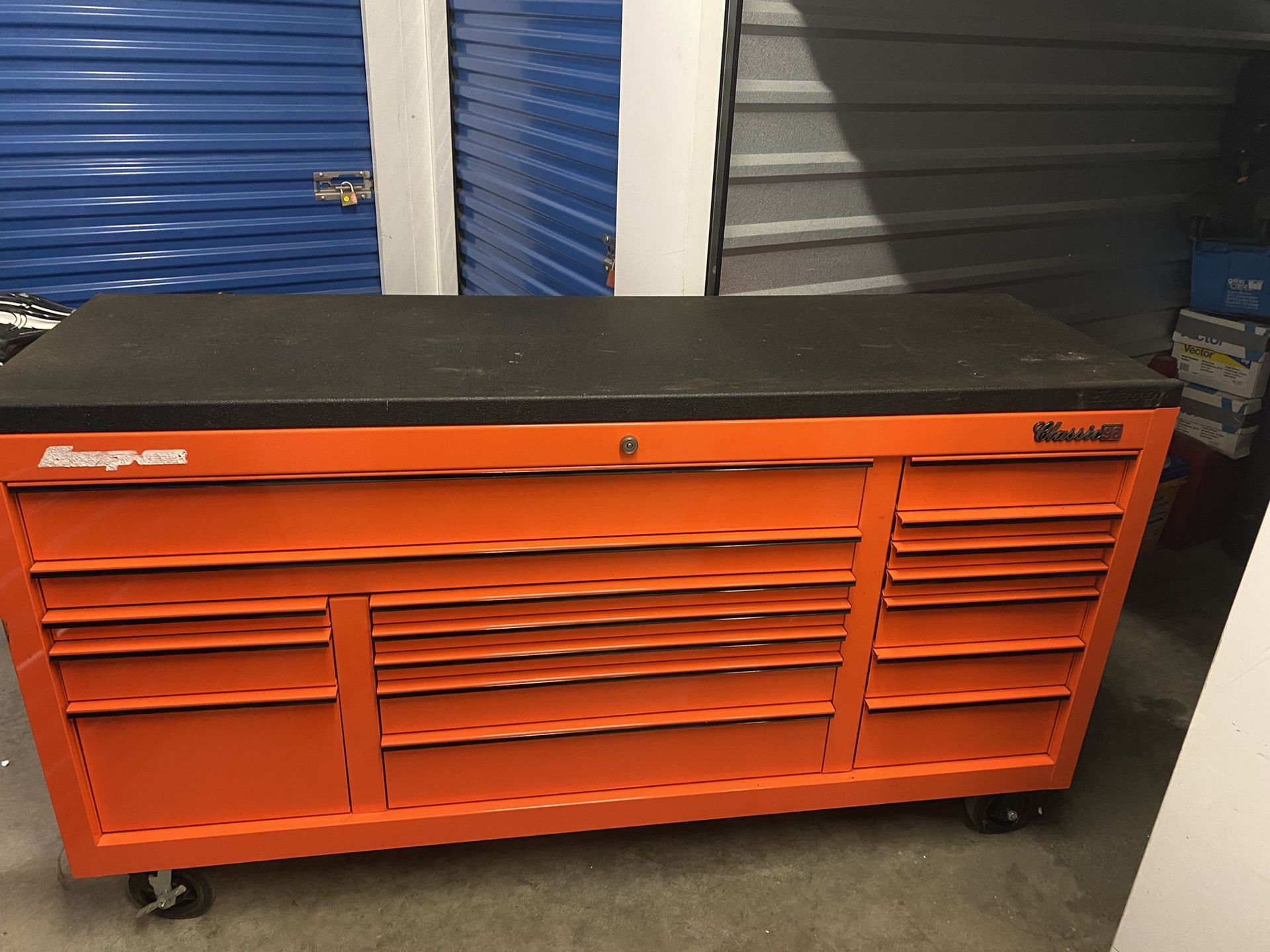 TOOL BOX