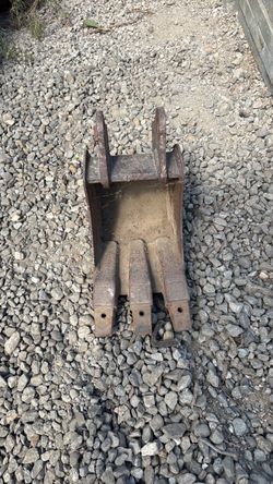 8” bucket