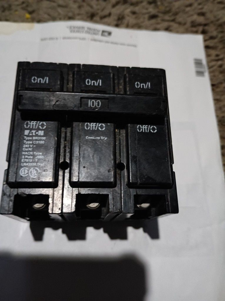 100 Amp 3 Phase Breaker