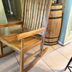 SOLID WOOD ROCKING CHAIR (H18" D22x22")