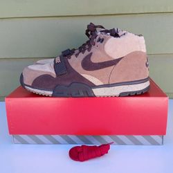 Brand New Nike Air Trainer Mens 9 $40