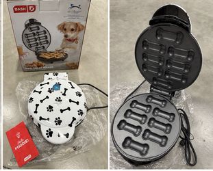 Dash Dog Treat Maker – Bone Shape (Like New w/ Box)