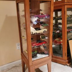 Die Cast revoliving collector showcase