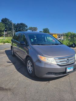 Honda Odyssey Minivan