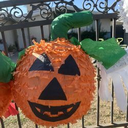Piñata Pumpkin 