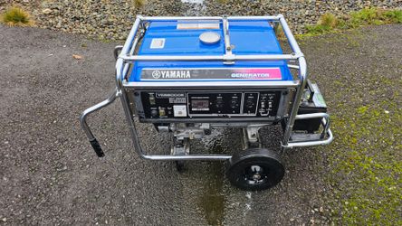 Yamaha Ultra Quite 6600 Watt Generator