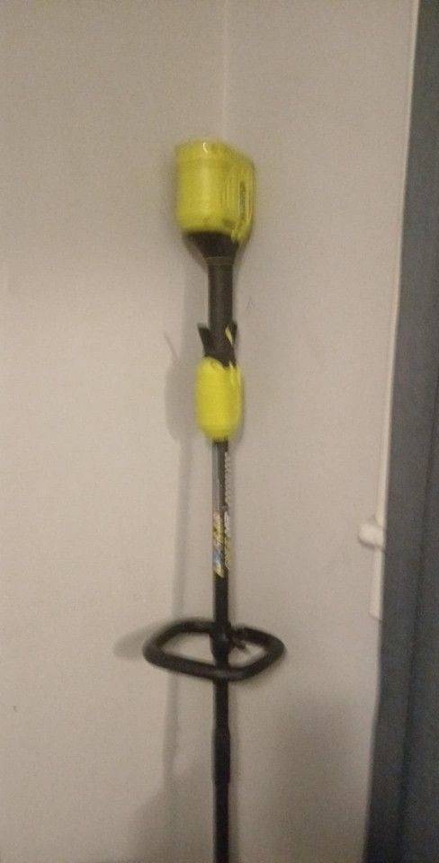 Ryobi 18v Weedeater