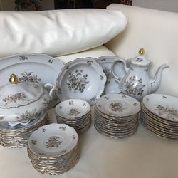 60 Piece Bavaria Porcelain Set “Charming Barbara”
