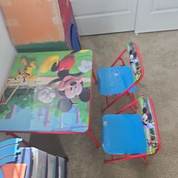 Mickey Mouse Toddler Table With 2 Chairs