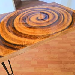Beautiful Vertigo Swirl Dining Table