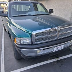 98 Dodge Ram 1500, Rebuilt Motor, Runs Good 