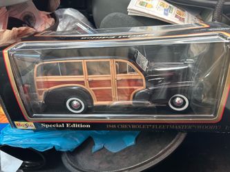 Misti 1:18 Diecast 1948 woodie