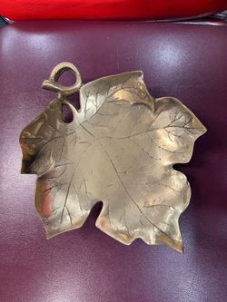 Solid brass maple leaf dish