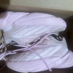 Adidas Ozelia