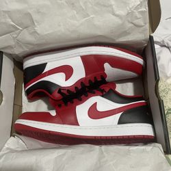 Jordan 1 Low Bred Toe