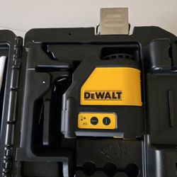 Dewalt Green Self-Leveling Laser 