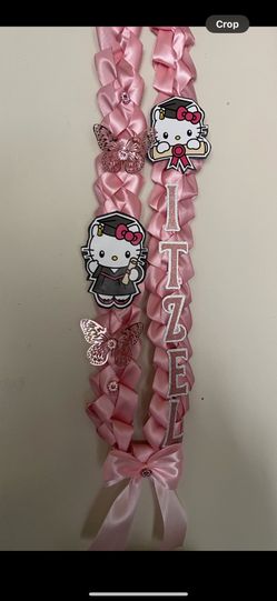 Hello Kitty Graduation Lei