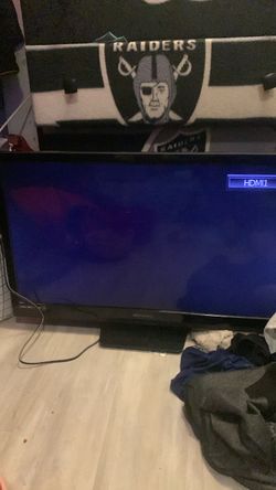 Emerson 30 inch TV