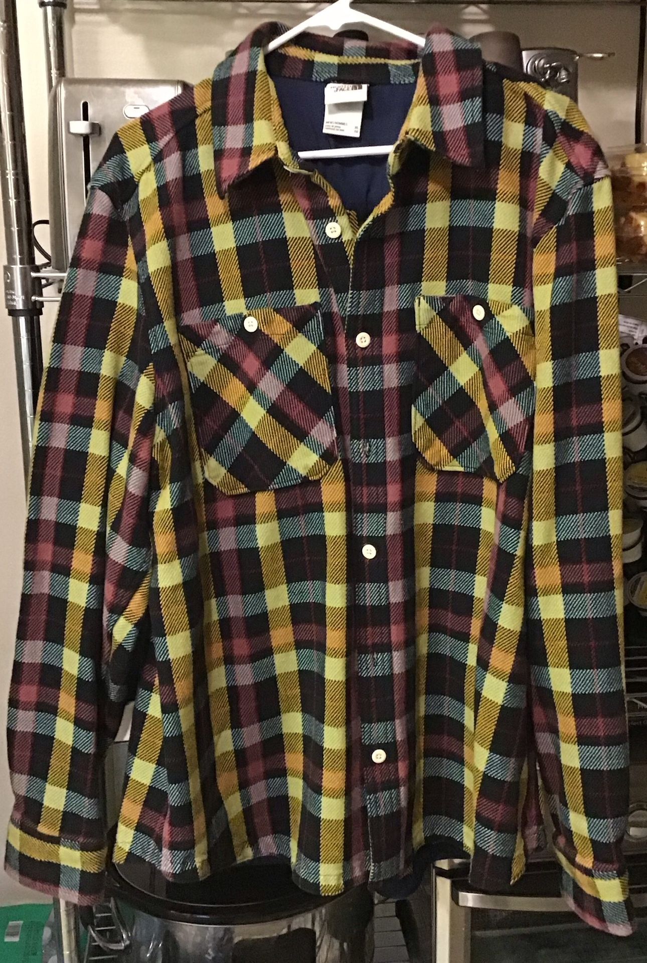 North Face Flannel Size Xtra Large