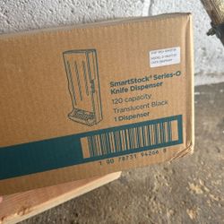 Dixie Ultra Smartstock series O knife dispenser 120 capacity