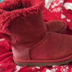 Genuine UGG Bailey bow red Short Boots Size 11