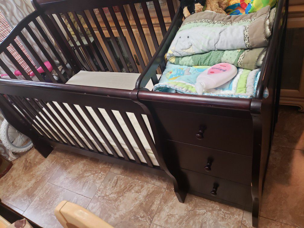 Crib for sale solid wood