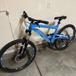 27.5 Full Suspension Mountain Bike Diamondback