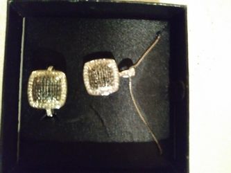 A two piece necklace and ring set