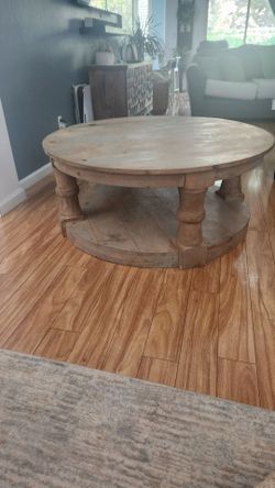 Big round coffee table