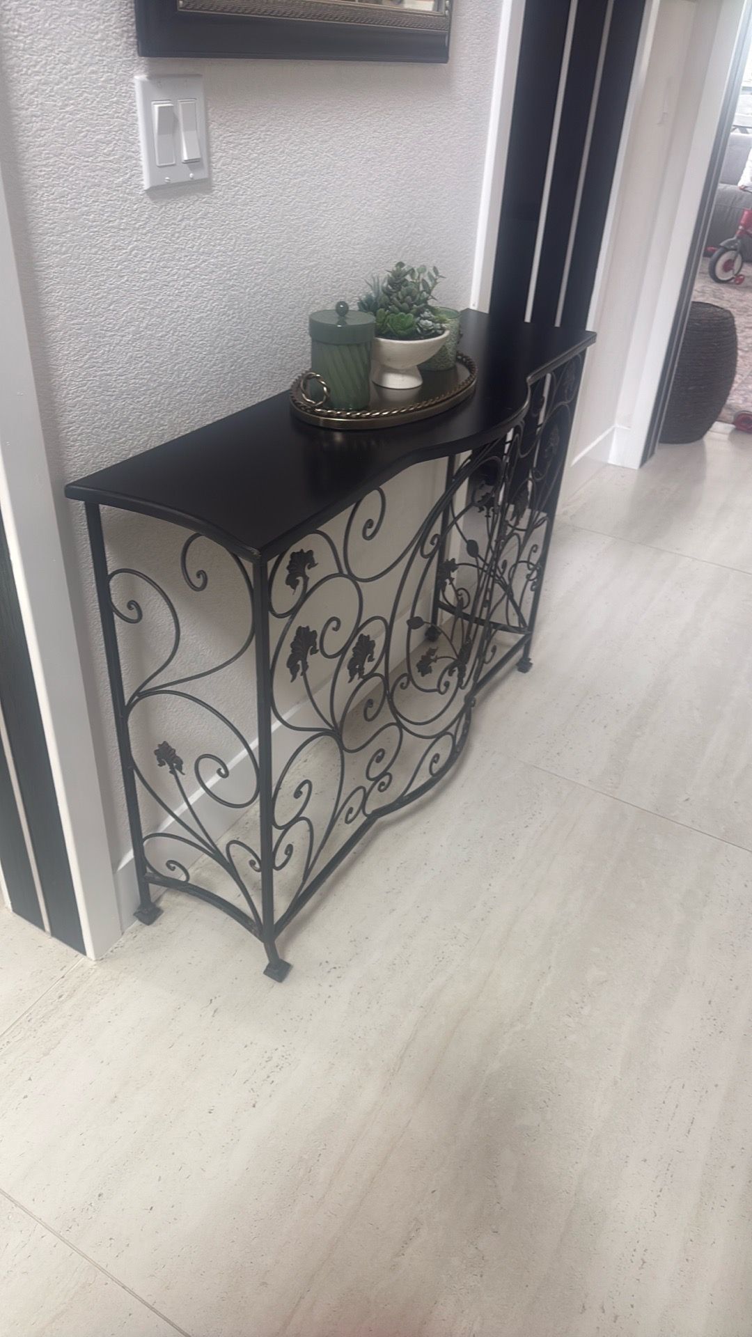 Entry way table.