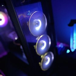 CUSTOM PC BUILD