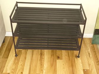 Shoe rack