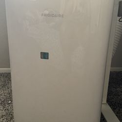 Frigidaire Air Conditioner 