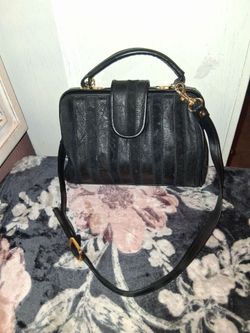 Maggie lawrence purse