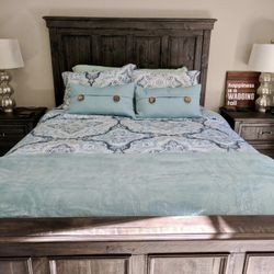 Queen Bedroom Set 