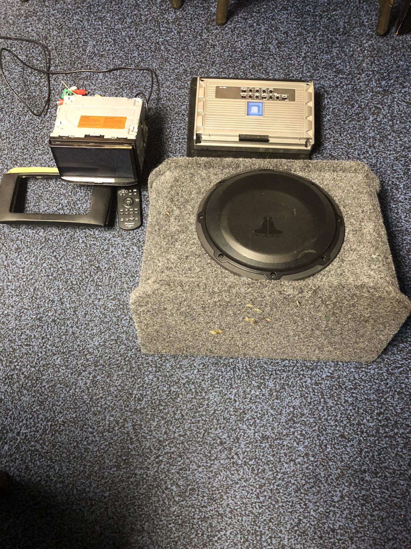 Full Car Audio System Sub/amp/ Double Din Head Unit