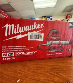 Milwaukee new grease gun M12
