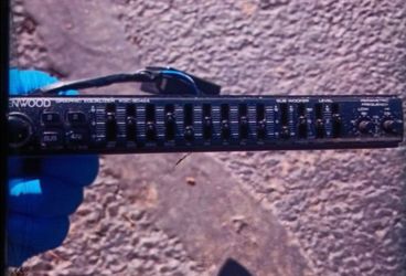Kenwood equalizer $300