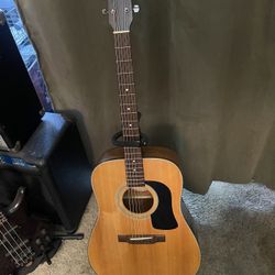 Washburn Acoustic Guitar 