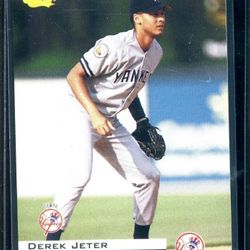 Really Nice 1994 Classic  Derek Jeter Rookie Card #60  Near MINT Or Better 