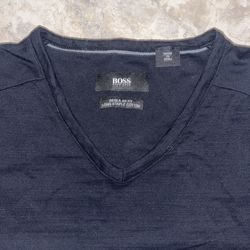 Black T-shirt size small