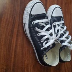 Women’s Converse Sneakers