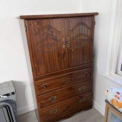 Armoire