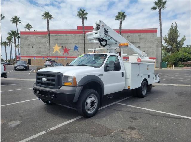 2006 Ford F-550 Chassis