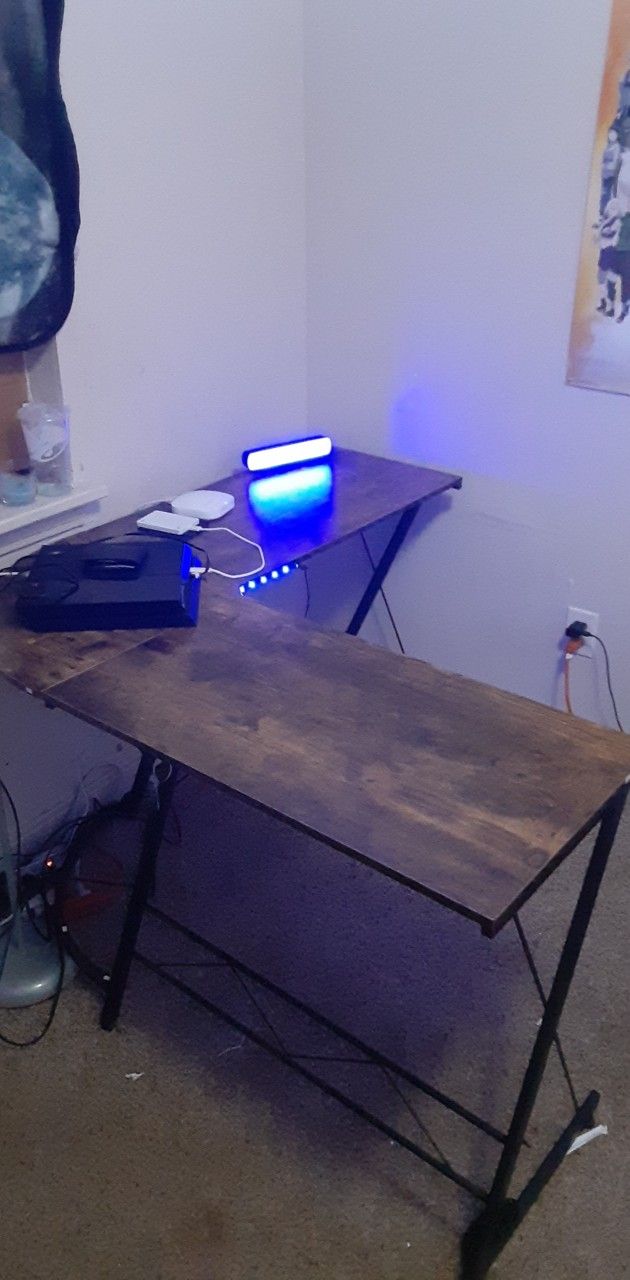 L shape corner desk 