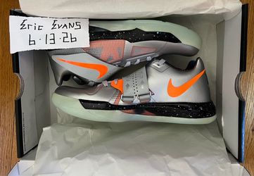 KD 4 “Galaxy” Sizes 8, 8.5
