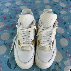 Women's air jordan 4 retro metallic gold